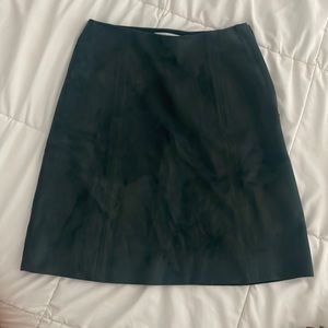 Hopper skirt